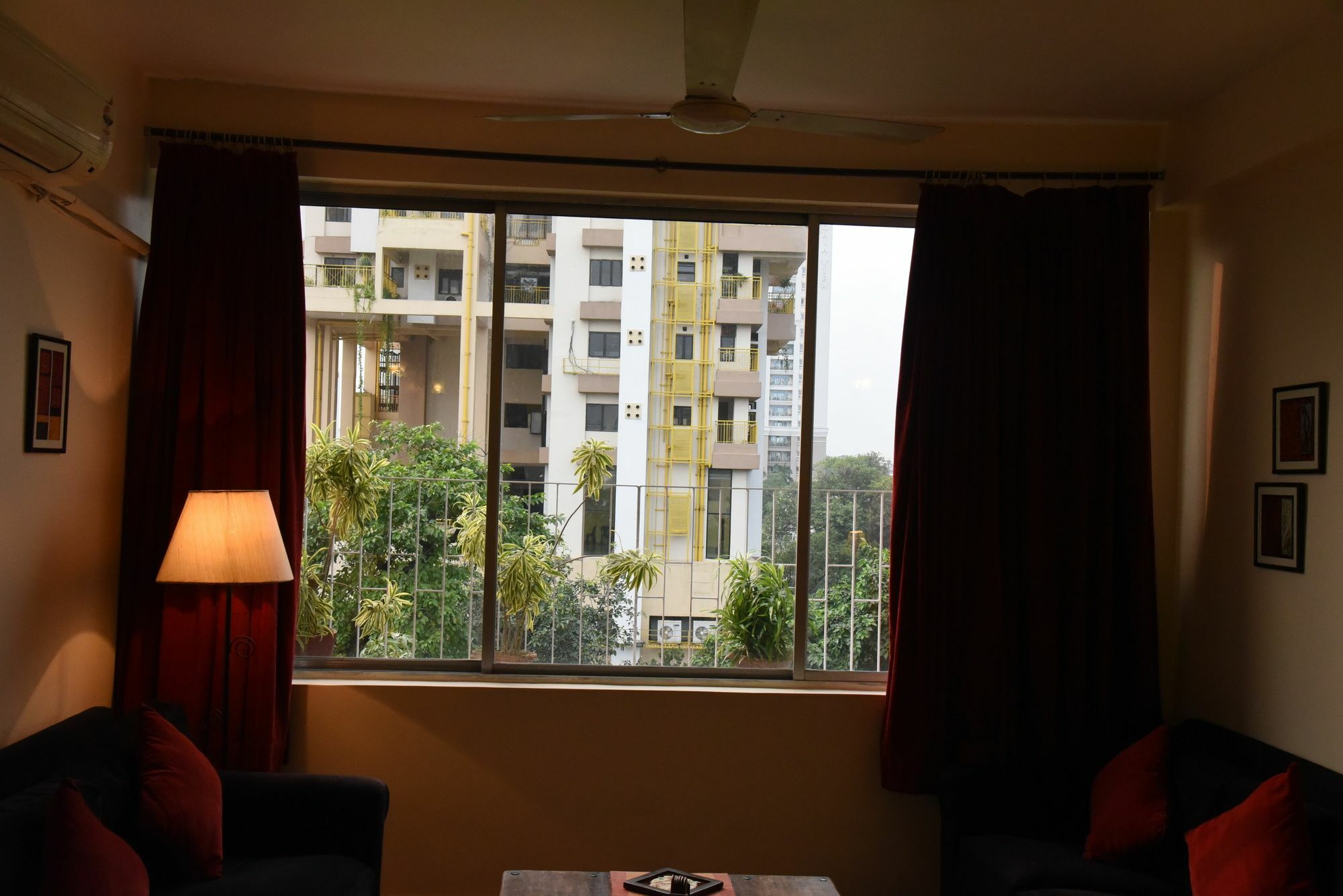 Red Arrow Residency Otel Kalküta Dış mekan fotoğraf